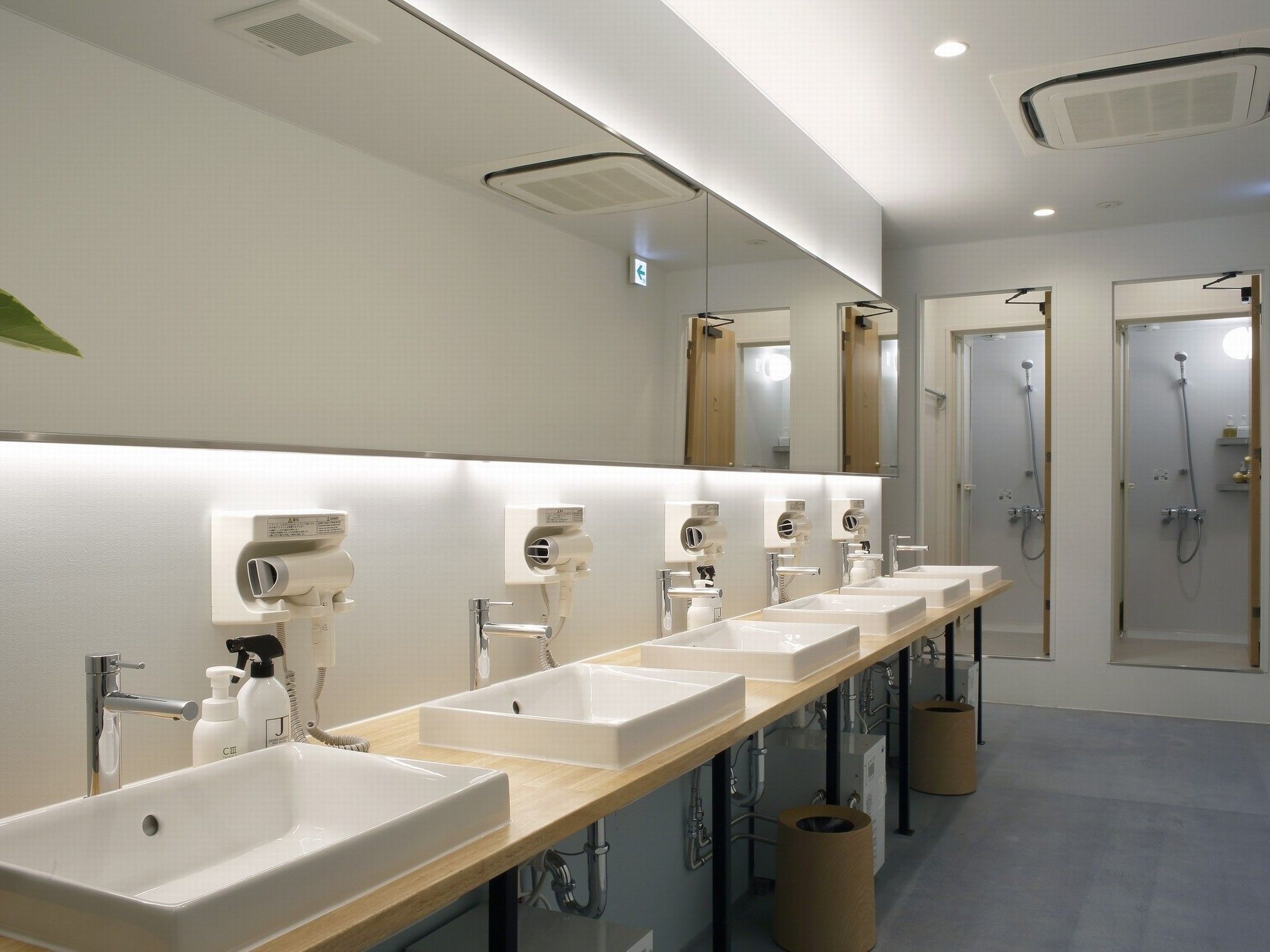 Goen Lounge And Stay Hirakata Extérieur photo